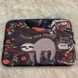 15” Laptop cover / bag Sloth Fallow your dreams so cute brand new